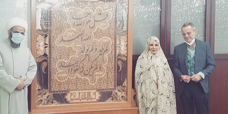 مسیحی آلمانی در امامزاده صالح(ع) مسلمان شد