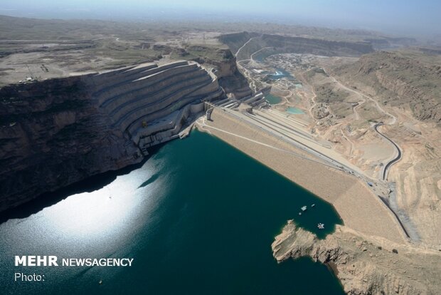 بیلان منابع آبی سدهای خوزستان منفی است/حجم خالی سدهای استان