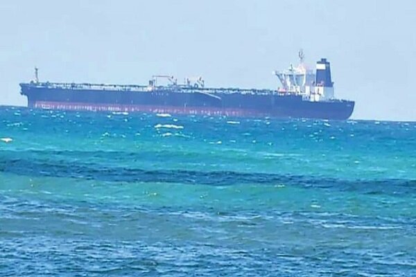 ورود سومین نفتکش ایرانی به ساحل بانیاس سوریه