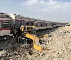 علت اولیه سانحه قطار یزد اعلام شد/ بوم بیل مکانیکی روی خط بود علت اولیه سانحه قطار یزد اعلام شد/ بوم بیل مکانیکی روی خط بود