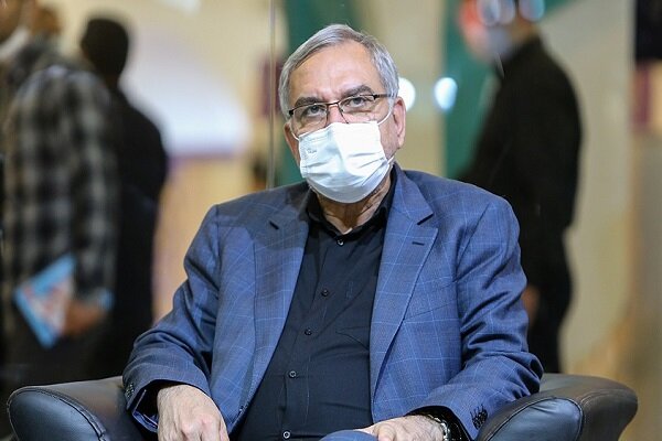 وزارت بهداشت را بدون واکسن کرونا تحویل گرفتیم