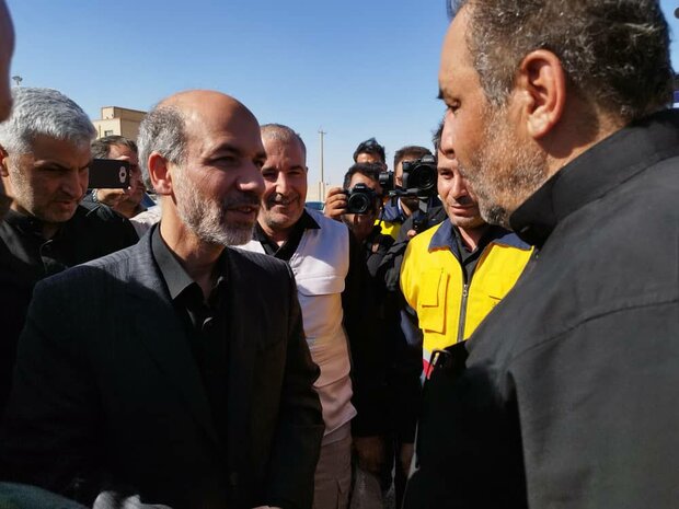 وزیر نیرو از پایانه مرزی مهران بازدید کرد