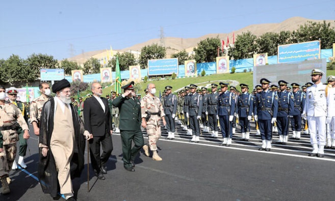 مراسم مشترک دانش‌آموختگی در دانشگاه‌های افسری چگونه برگزار می‌شود؟