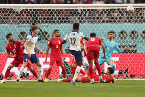وقت اضافه ۱۴ دقیقه برای بازی ایران و انگلیس در جام جهانی!