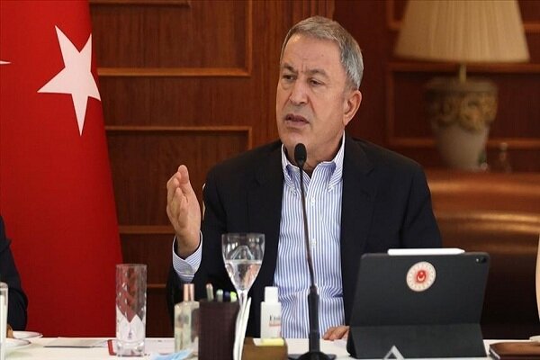 وزیر دفاع ترکیه: به حاکمیت ملی سوریه احترام می‌گذاریم