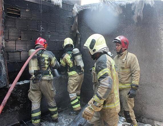 پیدا شدن بیسیم؛ مفقودی یک آتش نشان در ساختمان ۱۵۳ تهران