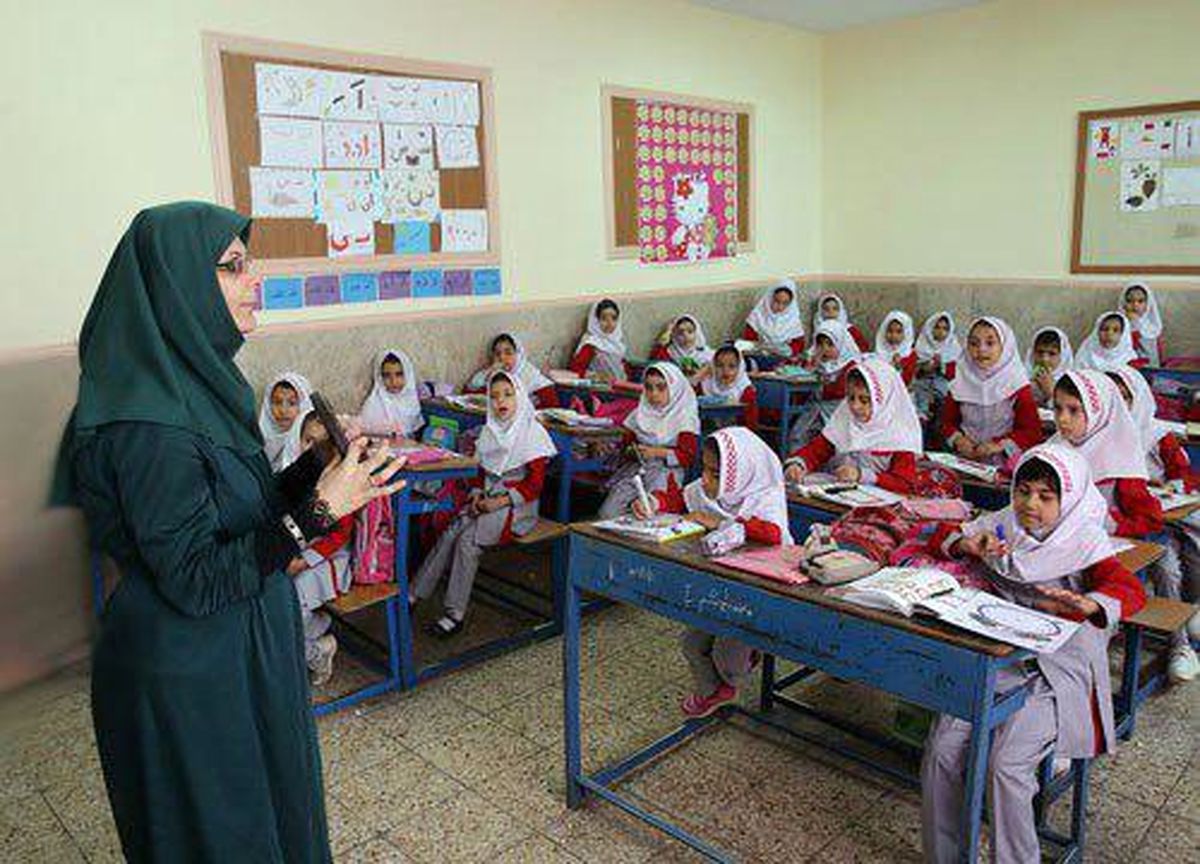 کاظمی: فعالیت مدارس تا ۲۸ اسفند ادامه دارد