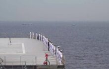 نمایندگان از ناوگروه ٨۶ نیروی دریایی ارتش تقدیر کردند
