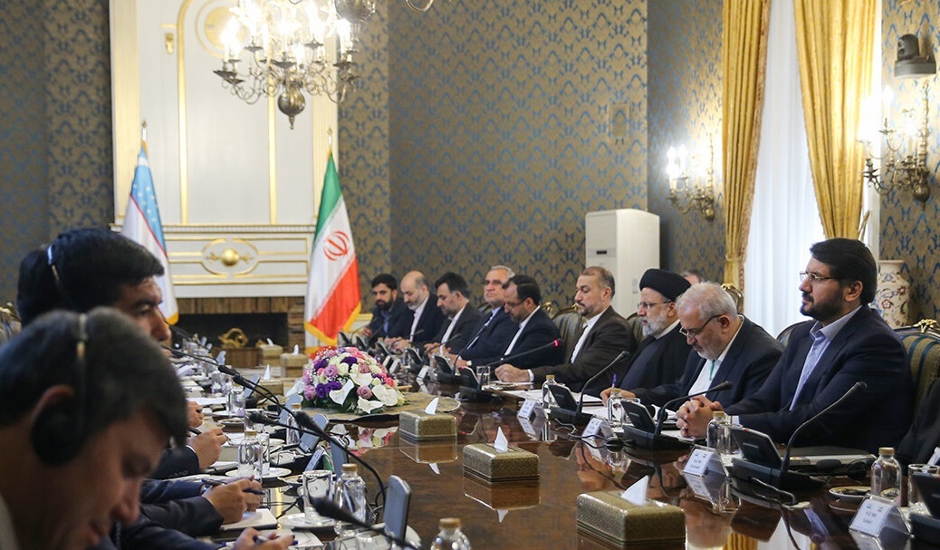 وزرای حمل‌ونقل ایران و ازبکستان تفاهم نامه همکاری ترانزیتی امضا کردند