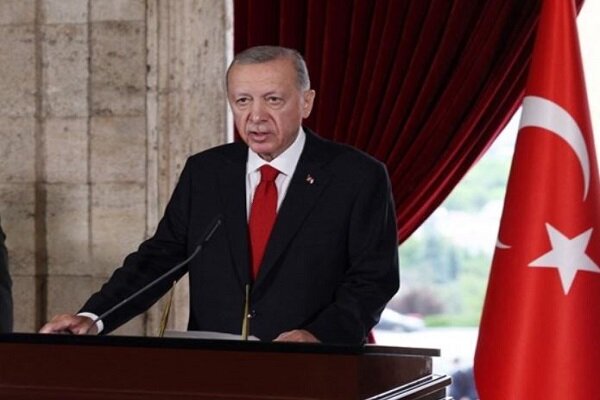 اردوغان نخستین برنامه اصلاحاتی دولت را پس از پیروزی کلید زد