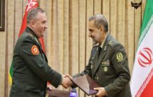 وزرای دفاع بلاروس و ایران تفاهمنامه همکاری نظامی امضاء کردند