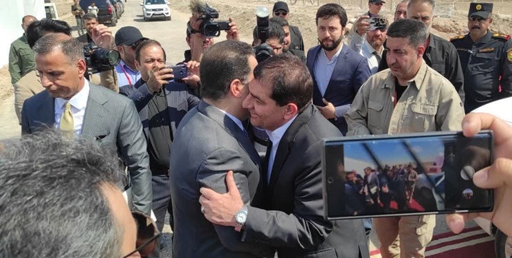 نخست وزیر عراق وارد شلمچه شد