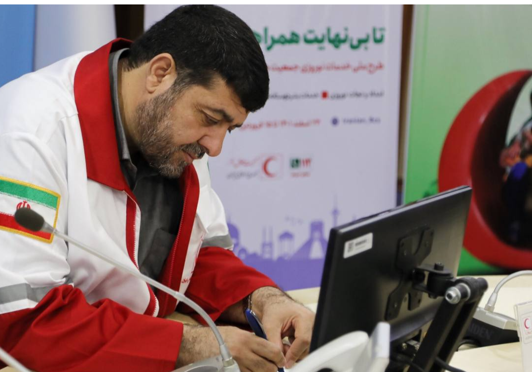 قدردانی رئیس جمعیت هلال احمر از همکاران، امدادگران و کادر داوطلب درمان در اربعین حسینی