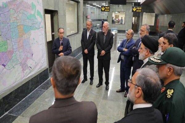 مراسم افتتاح ۴ ایستگاه مترو و عملیات حفاری مکانیزه تونل خط۱۰