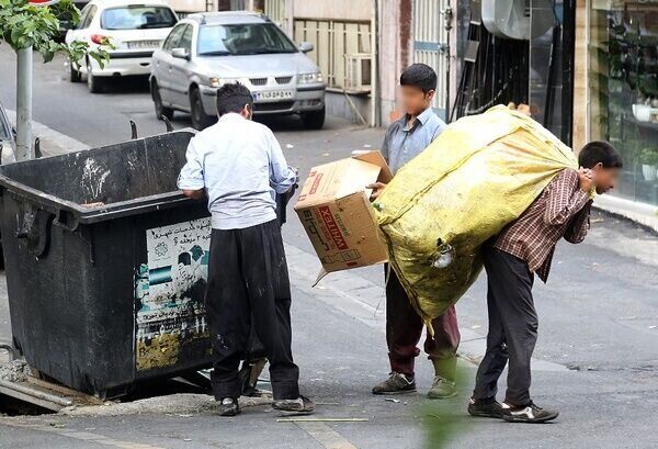 شهرداری تهران: بکارگیری کودکان در جمع آوری زباله ممنوع است