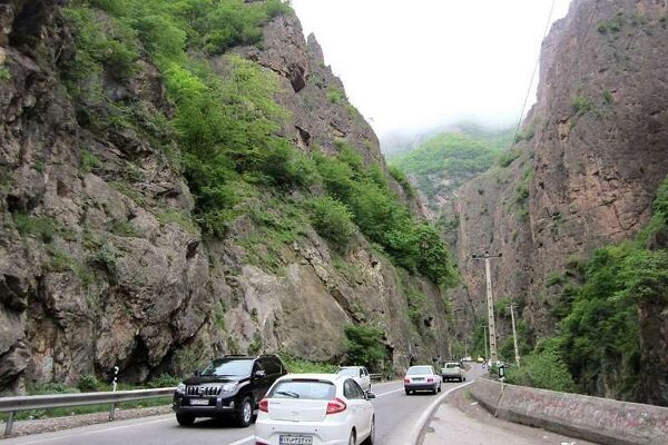 تردد از محور چالوس و آزادراه تهران- شمال ممنوع است