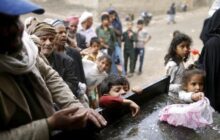 اقدام غیرانسانی آمریکا علیه ملت یمن/ قطع کمک‌های برنامه جهانی غذا