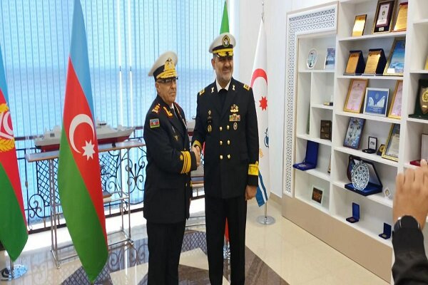 فرماندهان ایران و جمهوری آذربایجان دیدار کردند