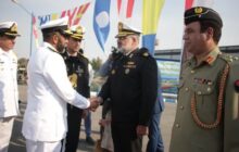 ناوگروه صلح و دوستی نیروی دریایی پاکستان در بندرعباس پهلو گرفت