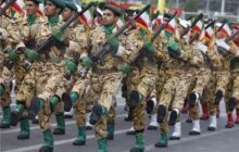 یگان‌های پیاده نیروهای ۴ گانه ارتش در رژه تهران شرکت کردند