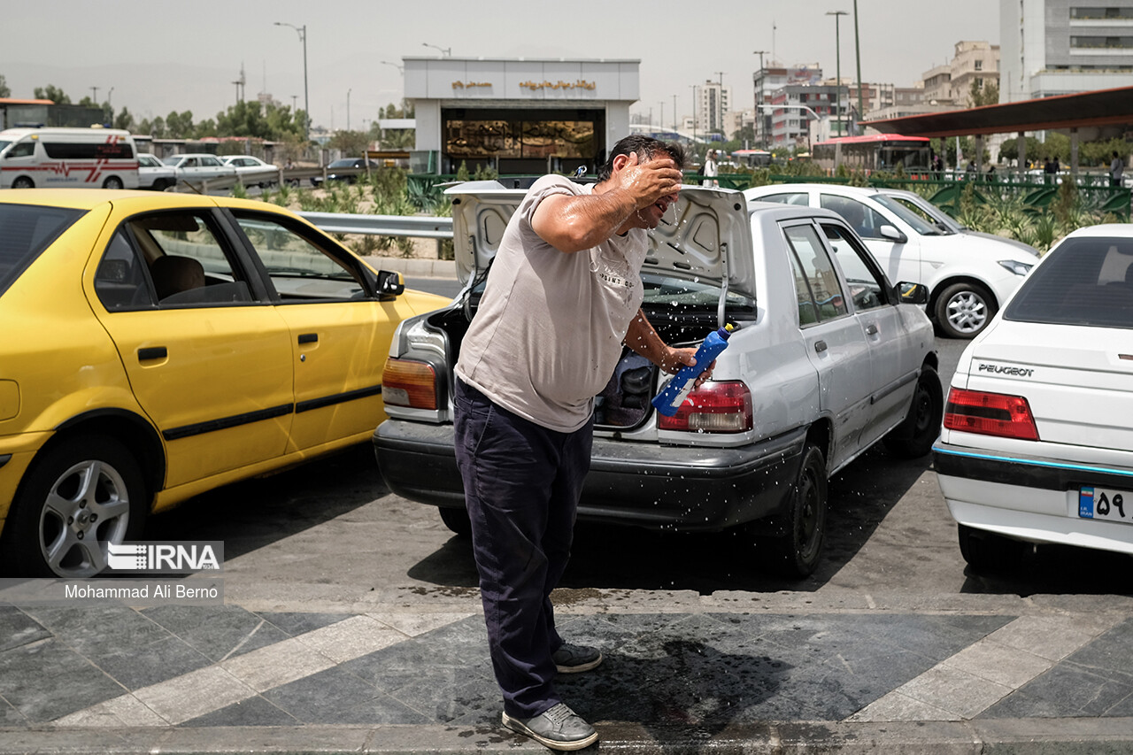 دمای هوا در ۵ ایستگاه هواشناسی کشور به ۵۰ درجه رسید