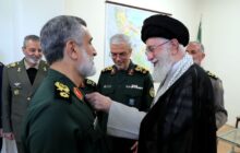 فرمانده کل سپاه دریافت نشان فتح را به سردار حاجی زاده تبریک گفت
