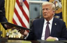 ترامپ: ناتو پول تسلیحات آمریکاییِ ارسالی به اوکراین را می‌پردازد