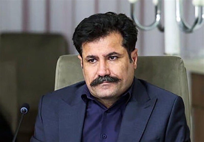 حسین‌زاده: با همه توان برای از بین بردن فقر در روستاها تلاش می‌کنیم
