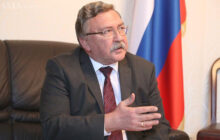 اولیانوف: آمریکا و تروئیکا برنامه هسته‌ای ایران را سیاسی‌ کرده‌اند