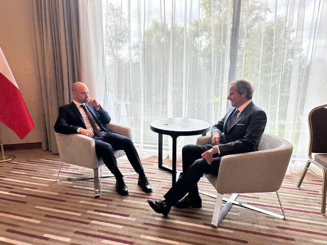 رایزنی گروسی با وزیر خارجه فرانسه در پی اجرای اسنپ‌بک