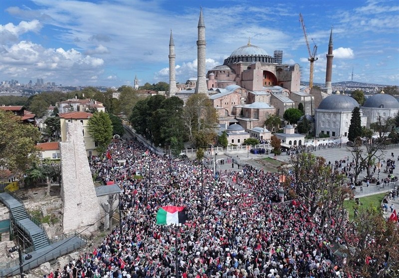 راهپیمایی مردم ترکیه در شهرهای مختلف در حمایت از غزه