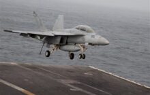 سقوط جنگنده و بالگرد آمریکا در دریای جنوبی چین