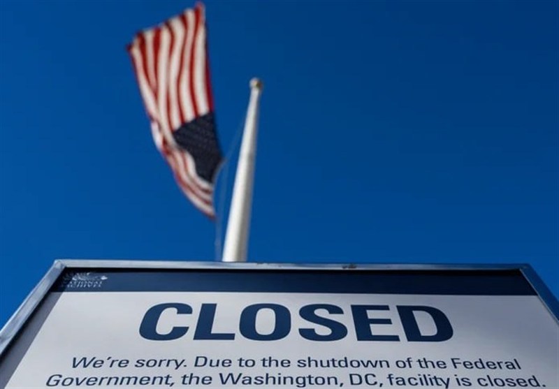 آکسیوس: مردم آمریکا از تعطیلی دولت ترامپ خسته شده‌اند