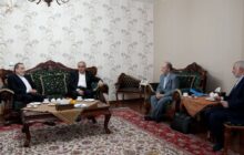 دیدار عراقچی با پدر زندانی ایرانی در ترکیه