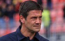 دلیل تأخیر کیوو برای حضور در نشست خبری؛ سیگارهای متوالی!