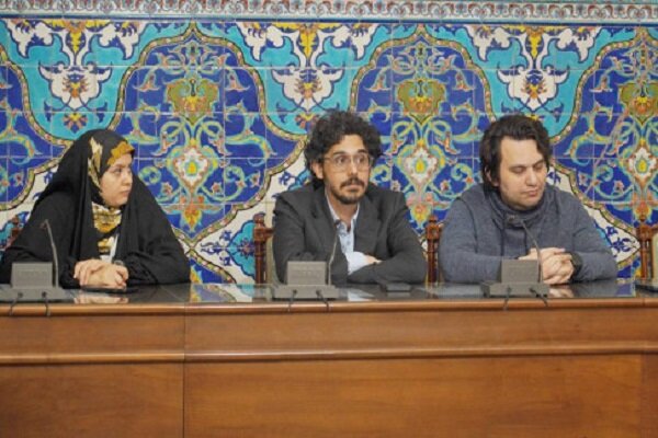 صرفا با دستور دادن نمی‌توان کار فرهنگی خلق کرد