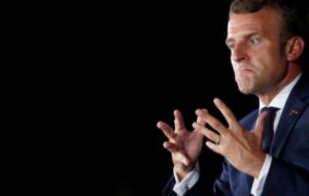 فرانسه ناو هواپیمابر جدید می‌سازد