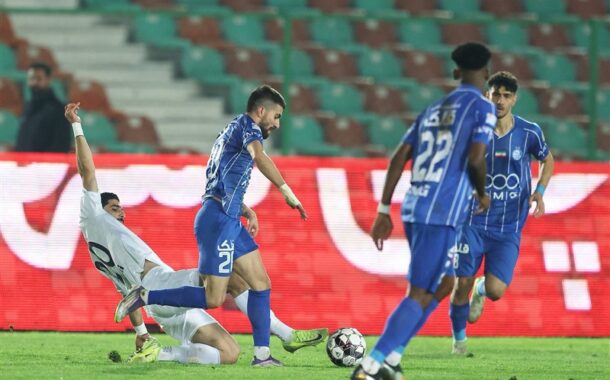 برتری استقلال مقابل ملوان در 45 دقیقه اول