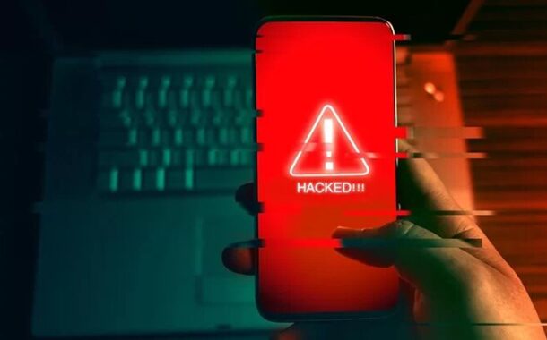 وحشت صهیونیست‌ها از گسترش هک تلفن سرکردگان تل آویو