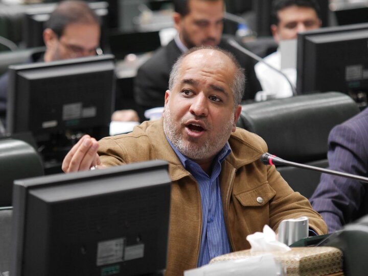 خضریان: آقای مدنی‌زاده! از عاقبت همتی درس بگیرید