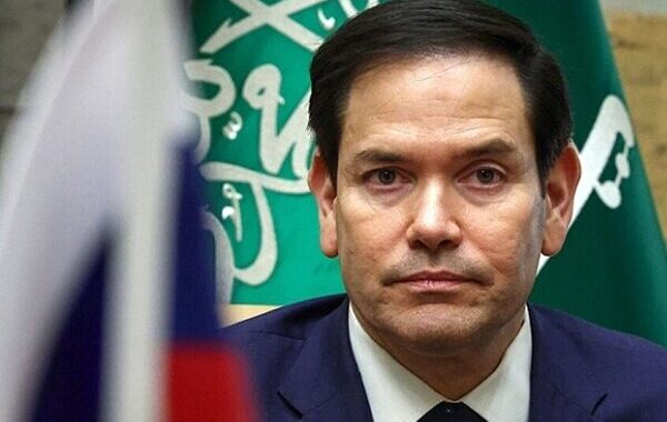 روبیو: احتمال انجام مذاکرات مستقیم میان ترامپ و مادورو منتفی نیست