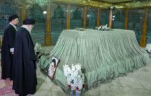 رهبر انقلاب در مرقد مطهر امام راحل(ره) حضور یافتند