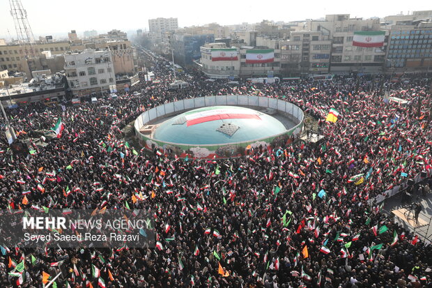 اتحاد قهرمانانه مردم تهران علیه تروریسم و اغتشاش آمریکایی - صهیونیستی