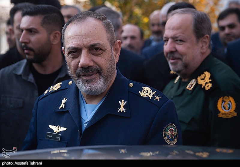 امیر نصیرزاده: حضور مردم از هر بمب و موشکی قوی‌تر است