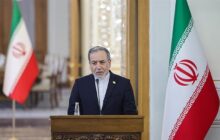 واکنش عراقچی به ادعاهای ترامپ: با مدرک صحبت کند