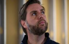 معاون ترامپ: متحدان اروپایی به منافع خود آسیب می‌زنند