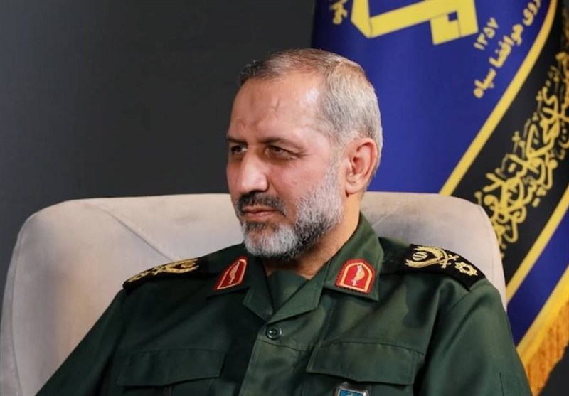 سردار موسوی: استخوان استکبار در خیابان‌ها و میدان شکسته خواهد شد