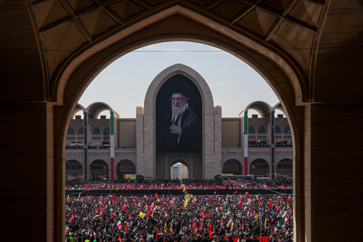 تشییع پیکر مطهر آقای شهید ایران قطعا به‌طور زمینی انجام خواهد شد