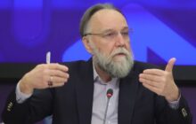 آیت‌الله خامنه‌ای با شهادتشان شاید بیش از دوران حیات خود اثرگذار بودند