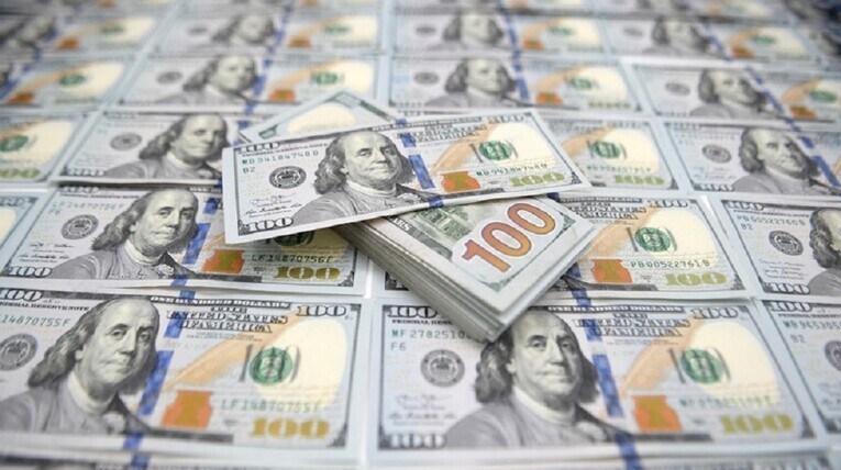 فروش 1000 دلار اسکناس ارز در شعب 3 بانک از امروز